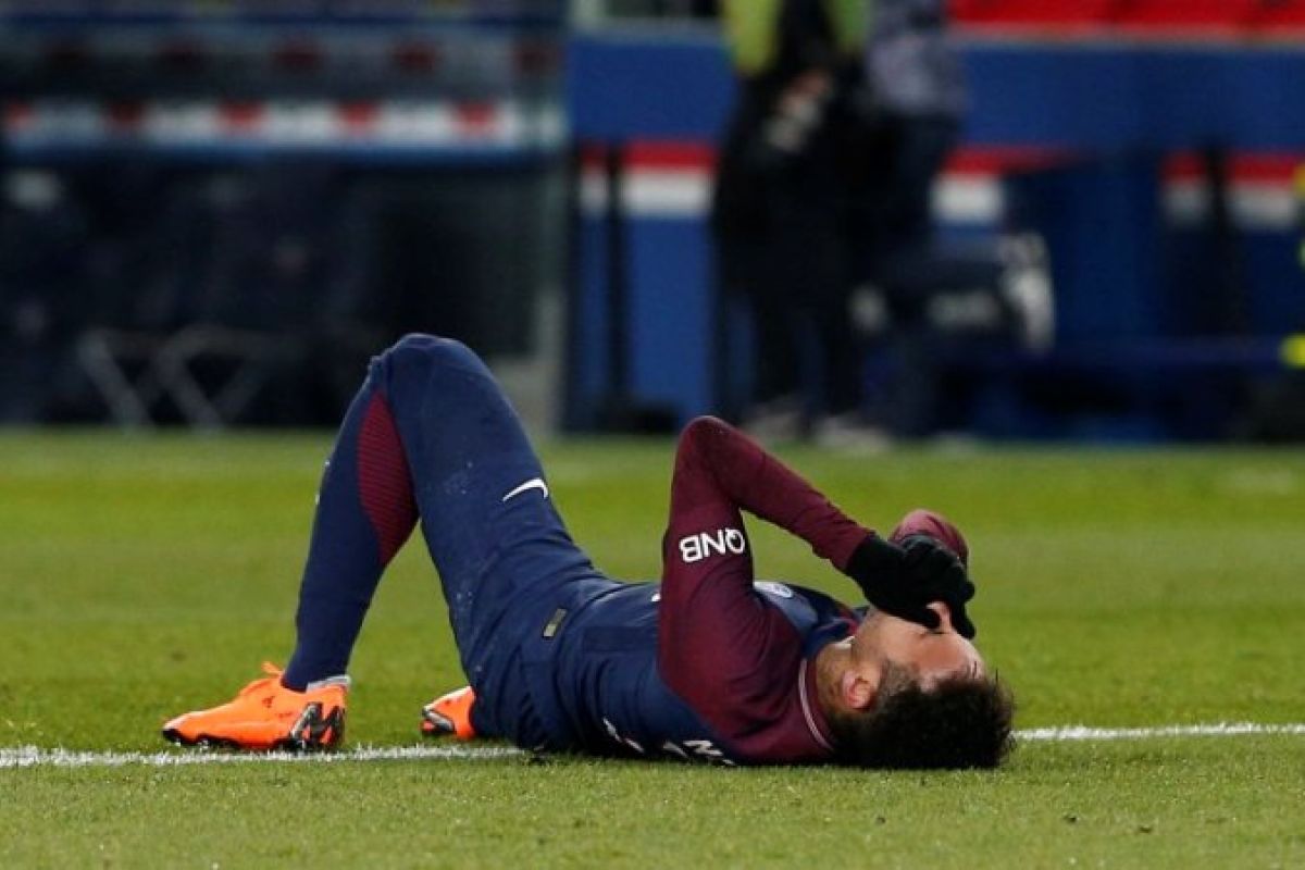 Neymar cedera dan diragukan tampil di Liga Champions