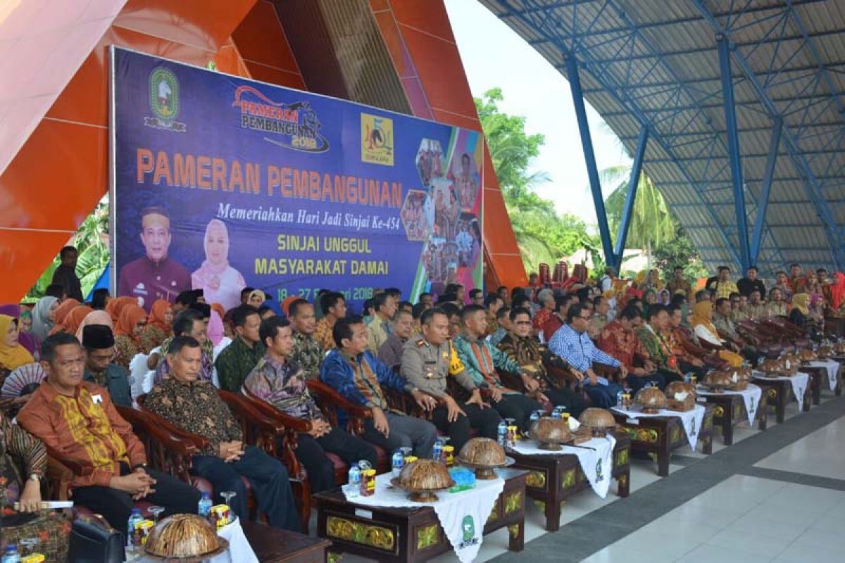 464 stand meriahkan pameran pembangunan di Sinjai