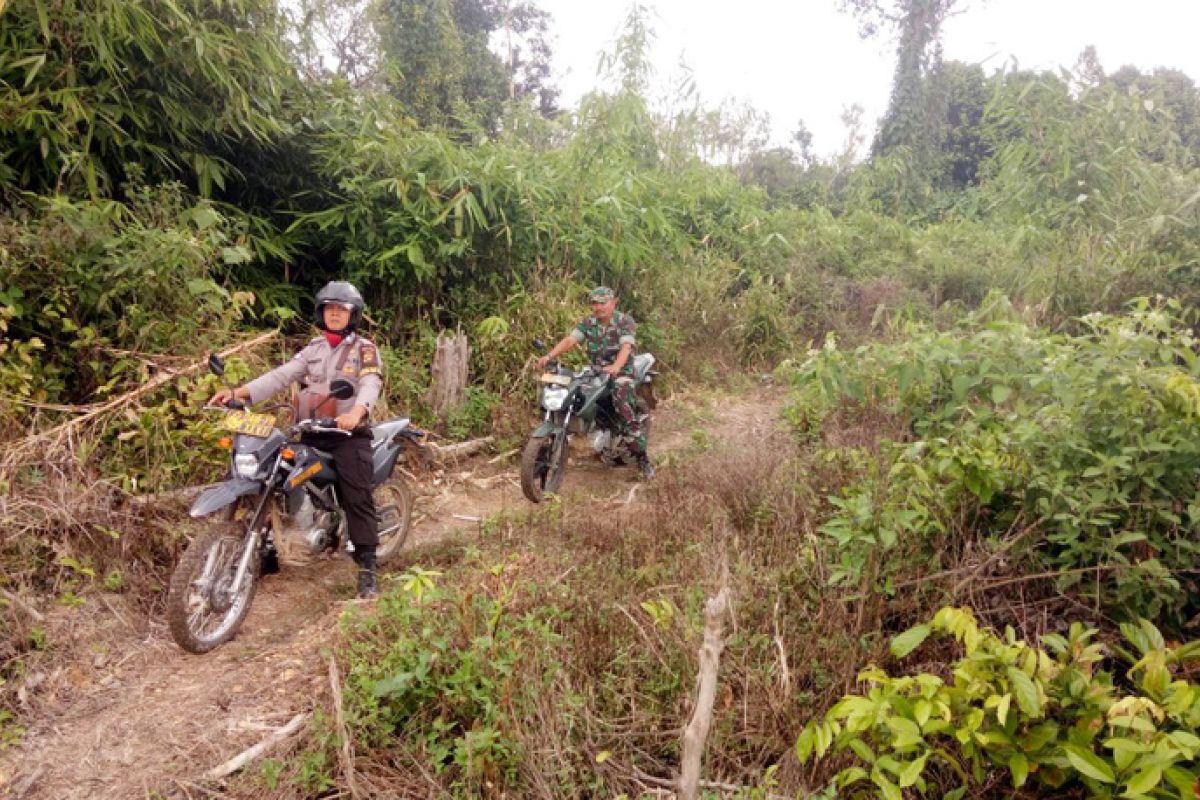 Bhabinkamtibmas dan babinsa Jambi patroli cegah karhutla