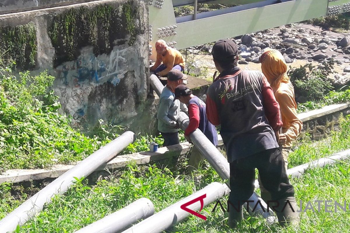 Pelanggan PDAM Temanggung keluhkan air macet