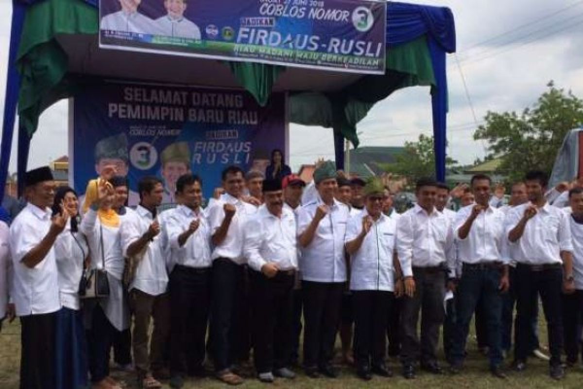 Resmikan Rumah Pangan Kita di Pasar Syariah, FIRLI Sekaligus Kukuhkan Tim Koalisi Siak Hulu