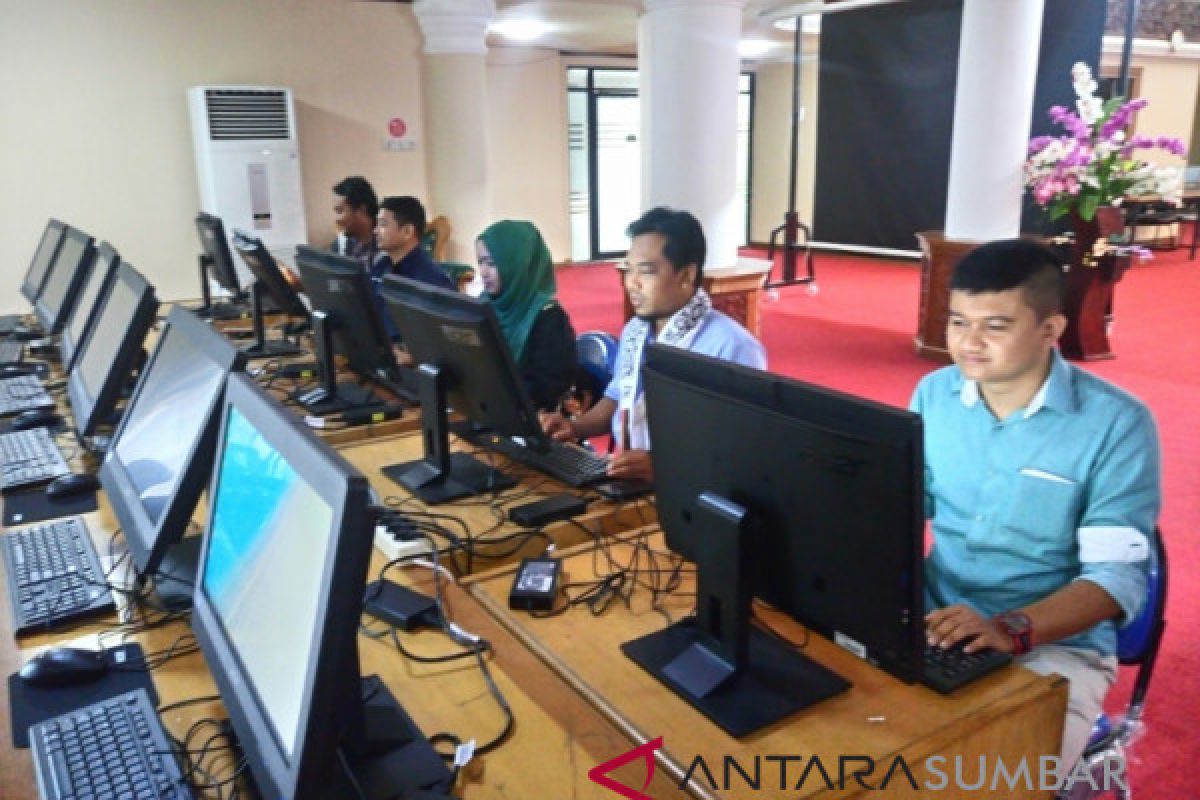 W Sumatra Gov't Provides Media Center in HPN