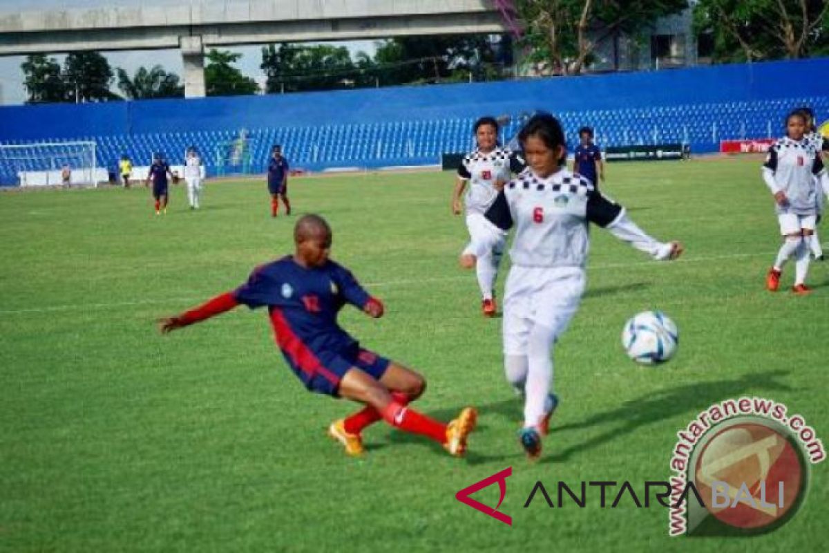 Geliat sepak bola putri bergerak ke Bali