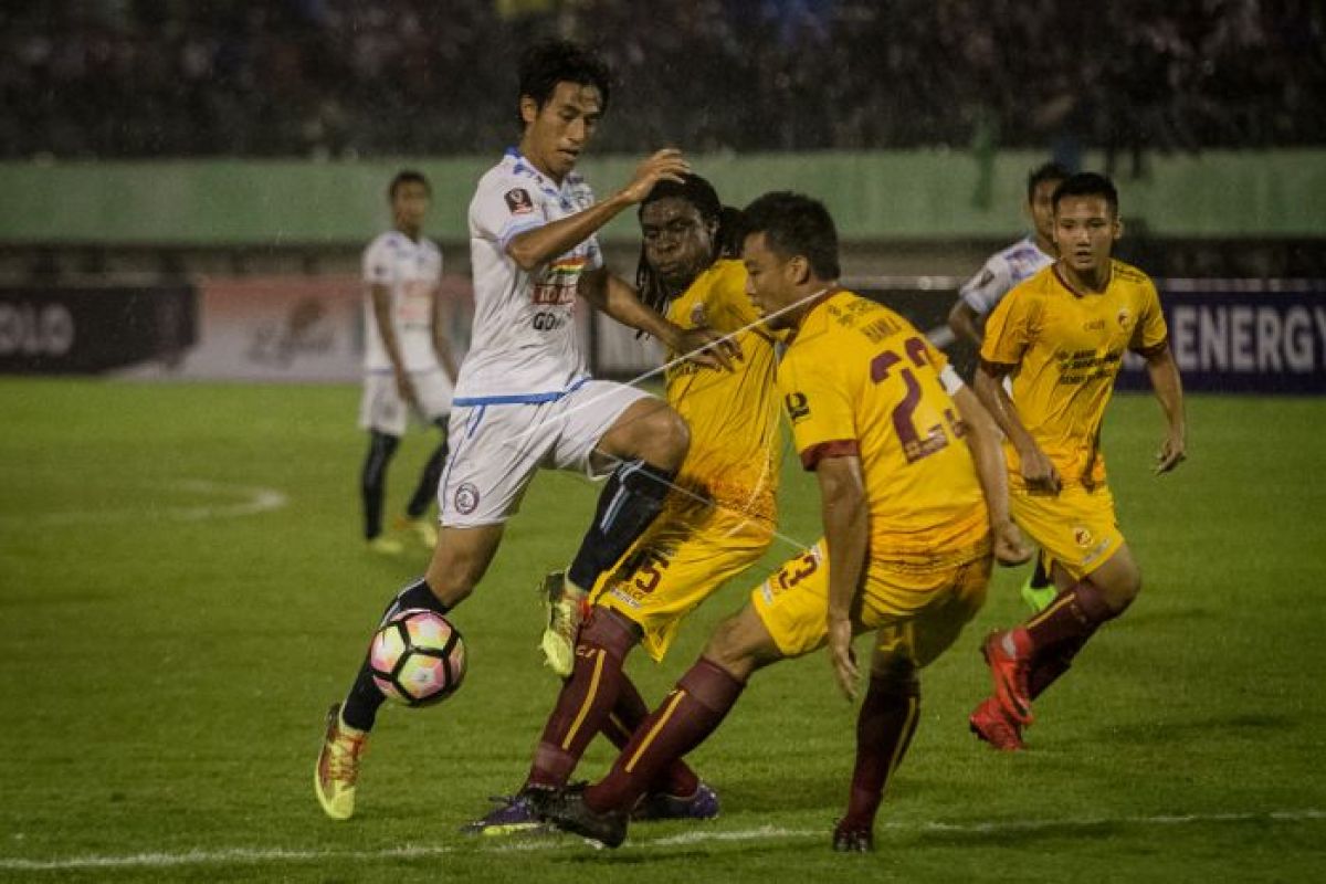 Pecundangi Arema 3-1, Sriwijaya FC masuk empat besar