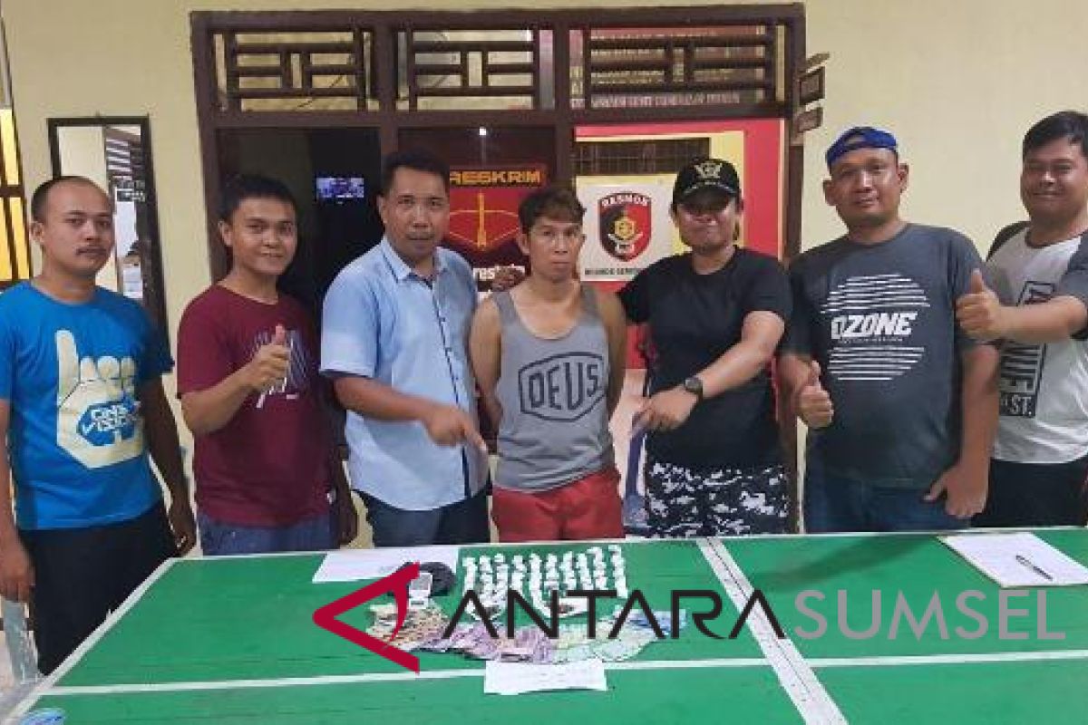 Polres OKU amankan 54 paket ganja