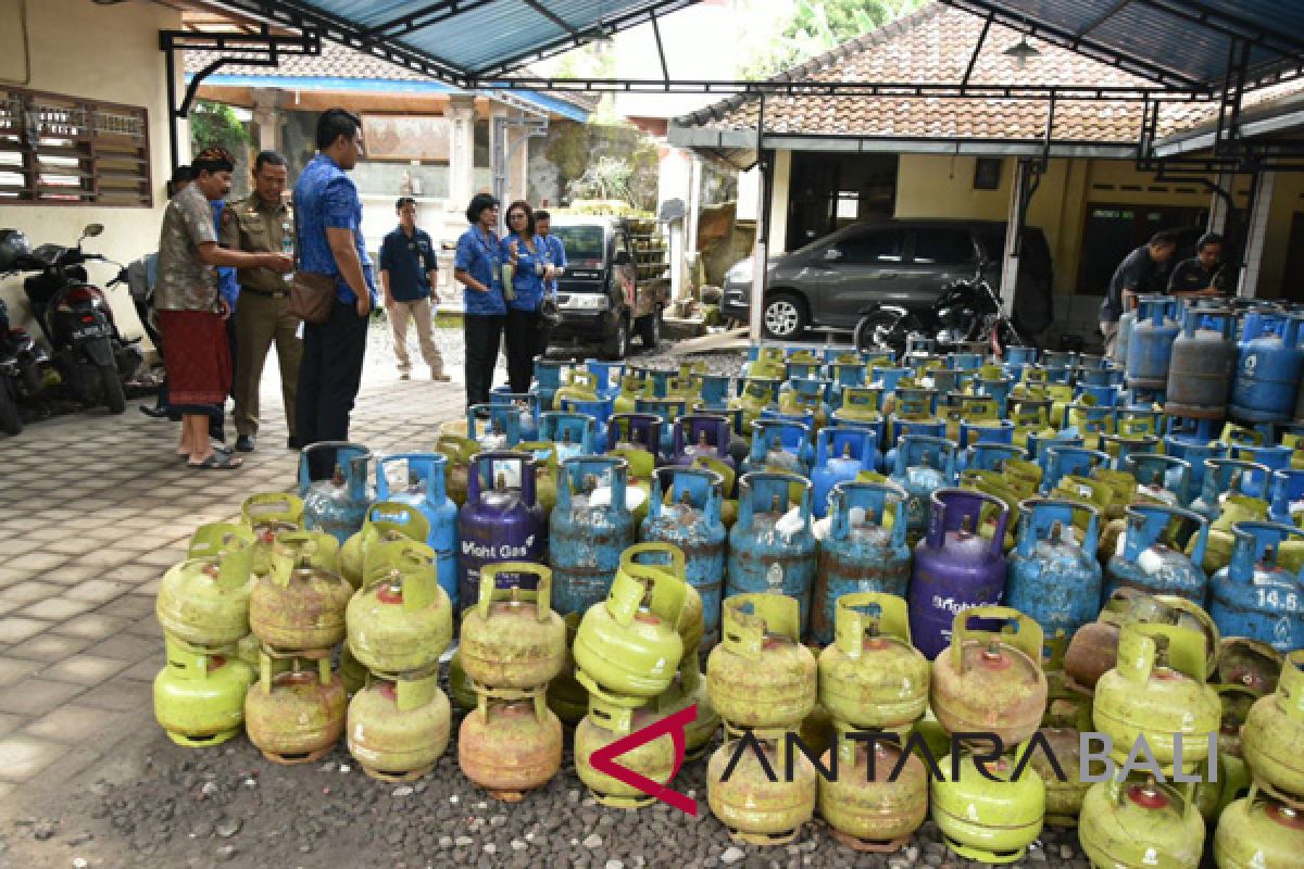Tim monitoring Badung lakukan sidak pangkalan gas