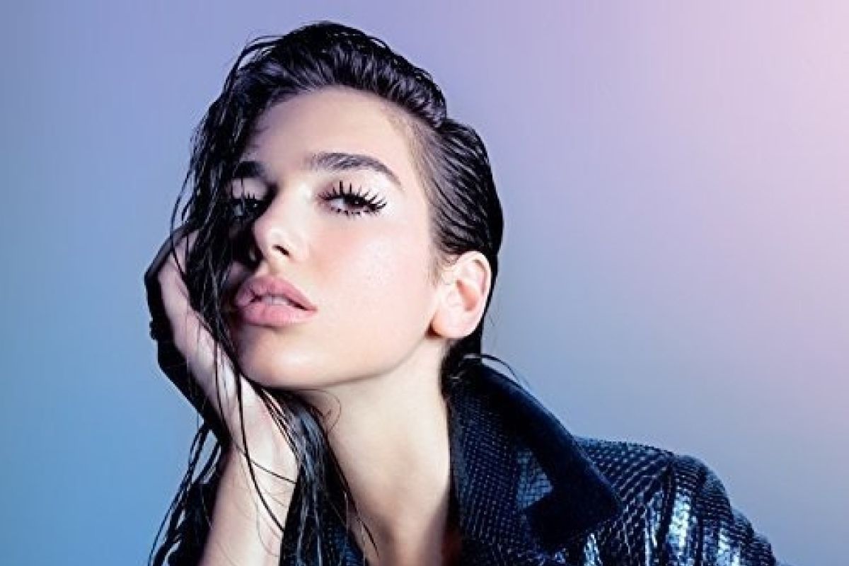 Dua Lipa sabet penghargaan tertinggi  BRIT Award