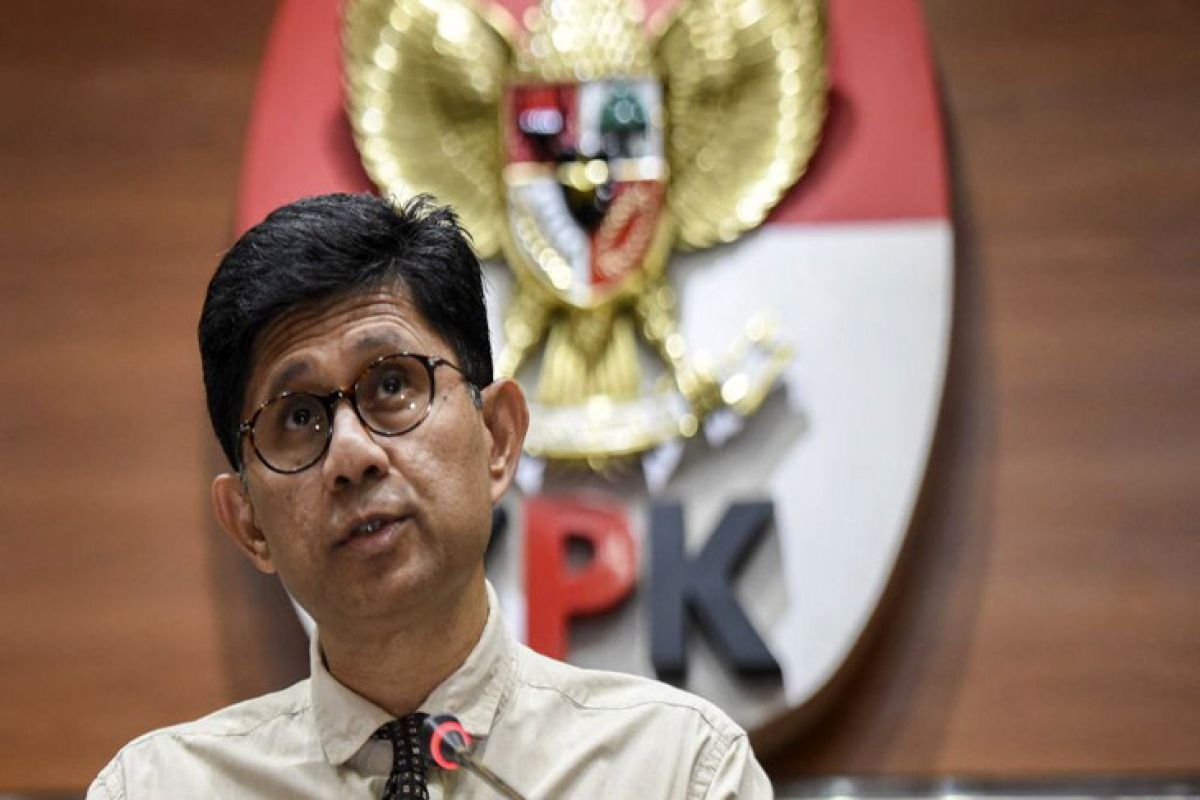KPK tetapkan tiga tersangka suap DPRD Lampung Tengah