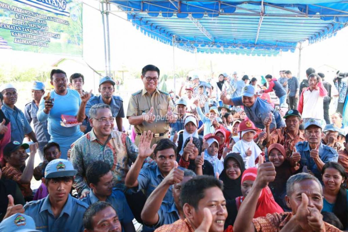 Bantul memberangkatkan 20 keluarga untuk program transmigrasi