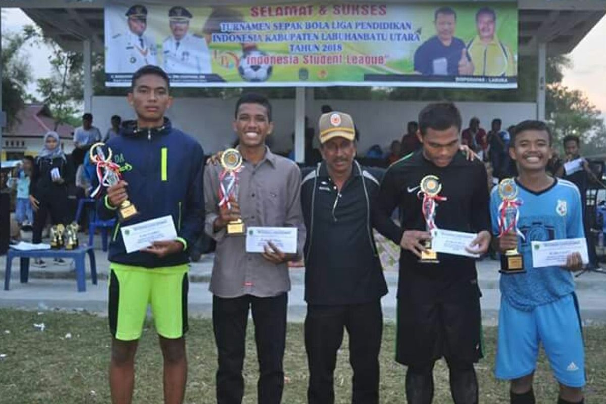Londut sabet juara LPI Labura