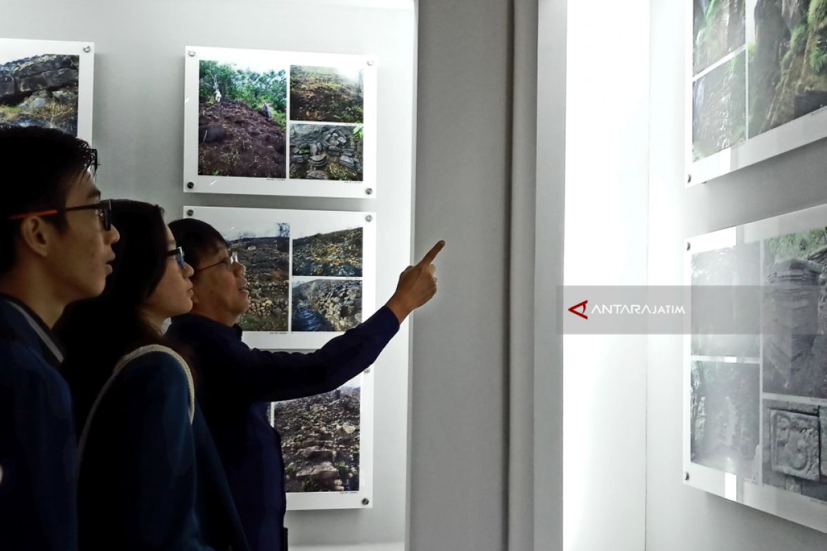 Ubaya Resmikan Pusat Informasi Situs Peninggalan Gunung Penanggungan (Video)