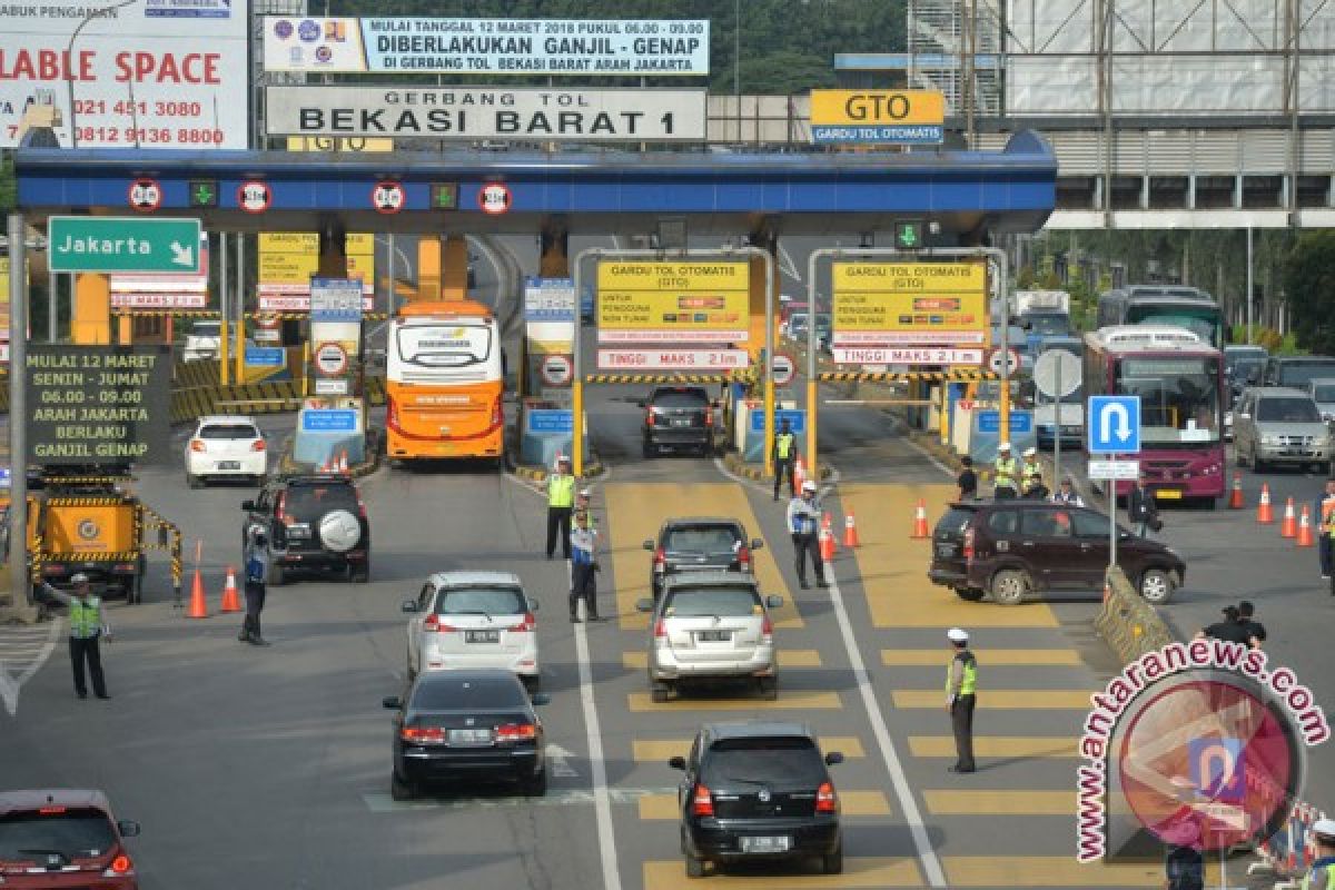 Ganjil-genap tekan volume tol Jakarta-Cikampek 30 persen