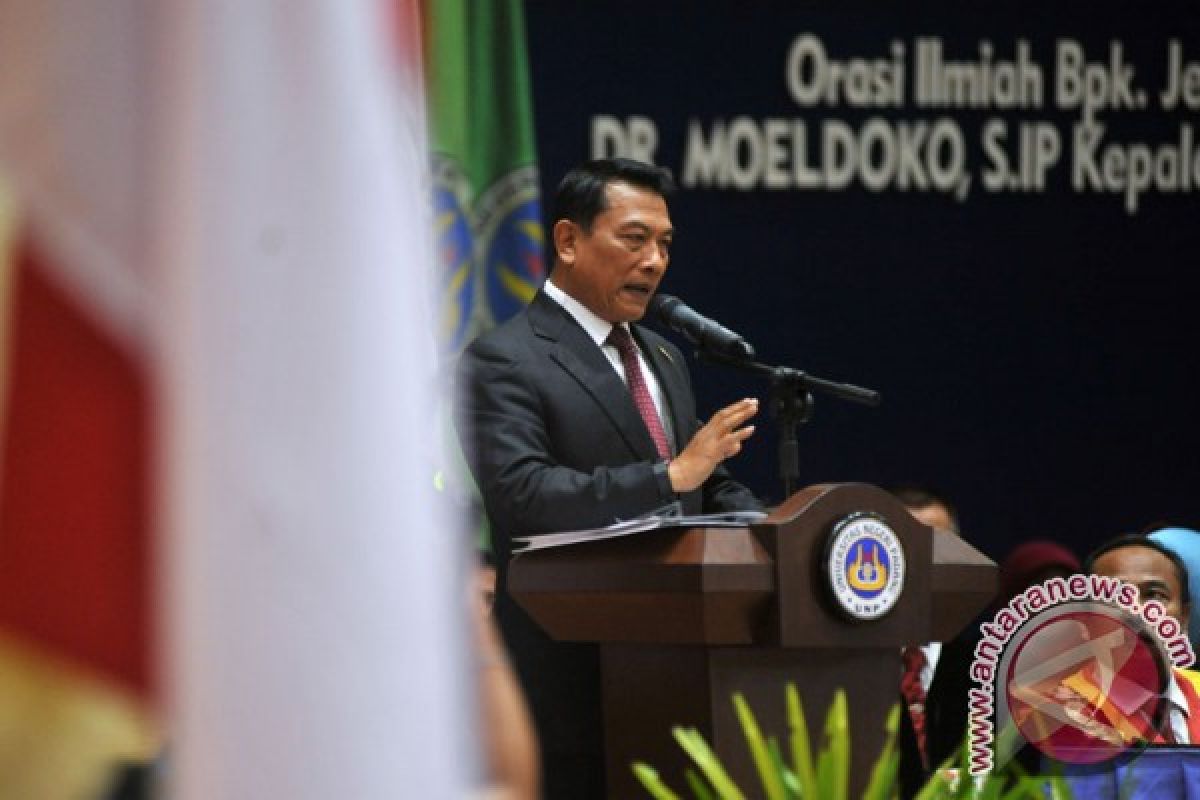 Moeldoko dinilai tepat dampingi Jokowi