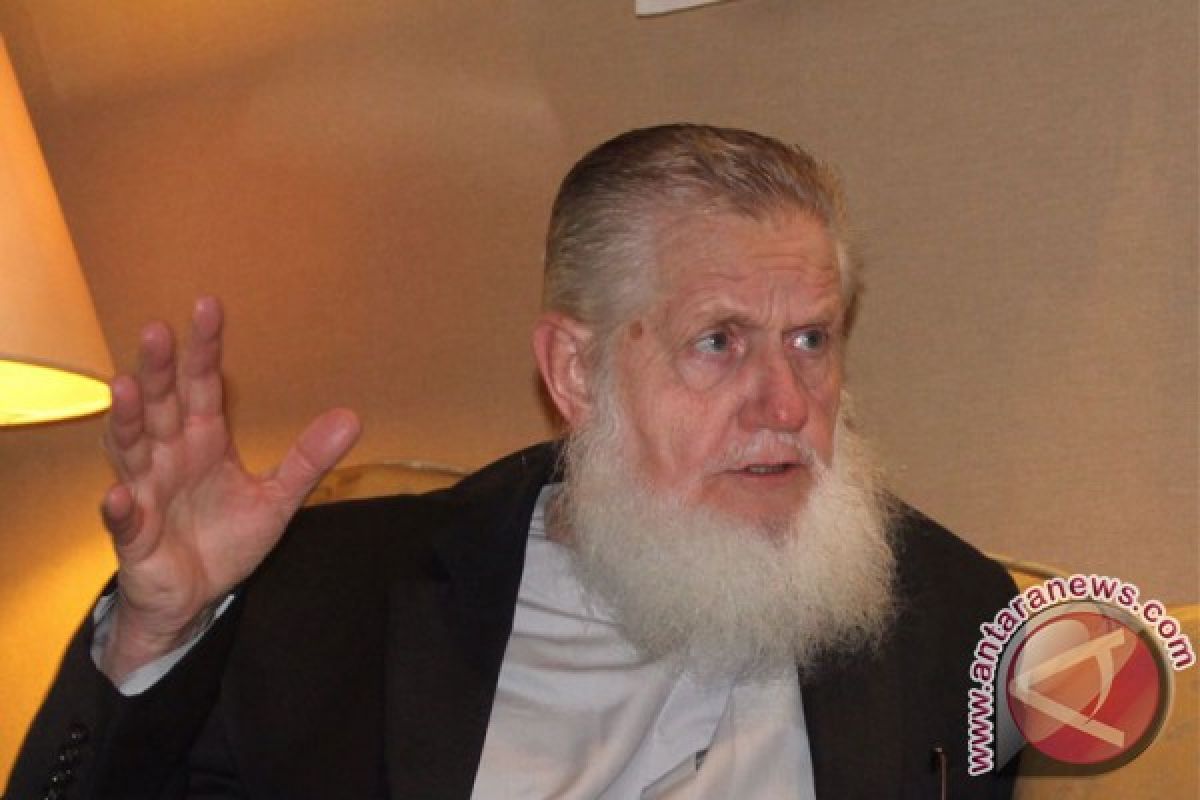 Ulama Syeikh Yusuf Estes tiba di Jakarta