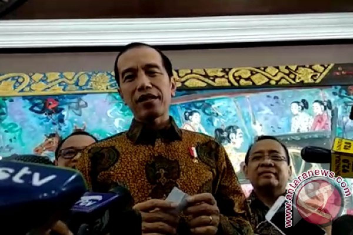 Presiden Jokowi dan Wapres Kalla hadiri raker percepatan pelaksanaan berusaha