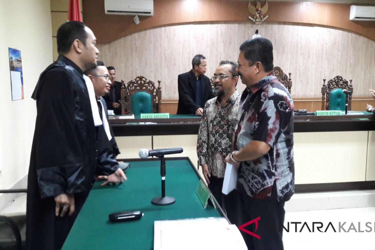 JPU Tuntut Iwan Dan Andi Lima Tahun Penjara