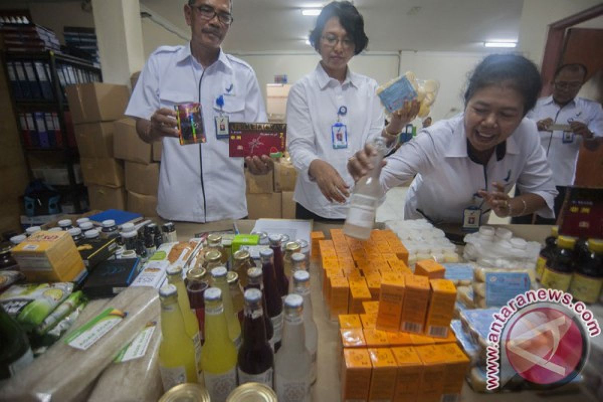 Hoaks! Imbauan bahaya makanan impor Thailand karena mengandung darah