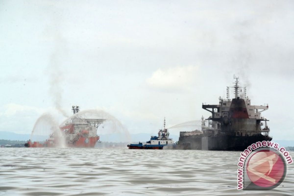 162 kapal nelayan balikpapan terdampak tumpahan minyak