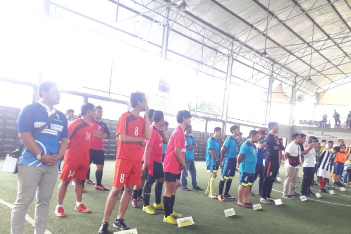 Wartawan Polda Metro Pertahankan Piala Futsal Walkot Bekasi
