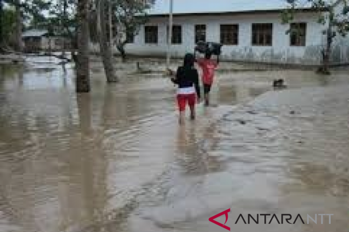 Malaka bangun tanggul atasi banjir Benanain