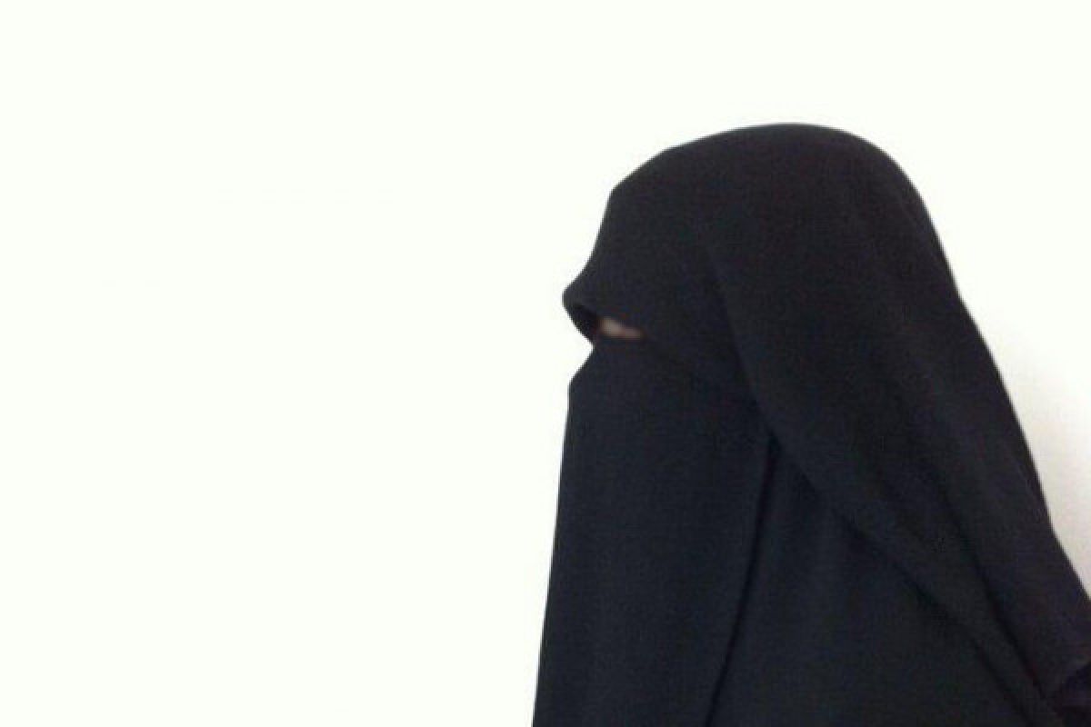 Perempuan muslim Denmark lawan larangan pemakaian cadar