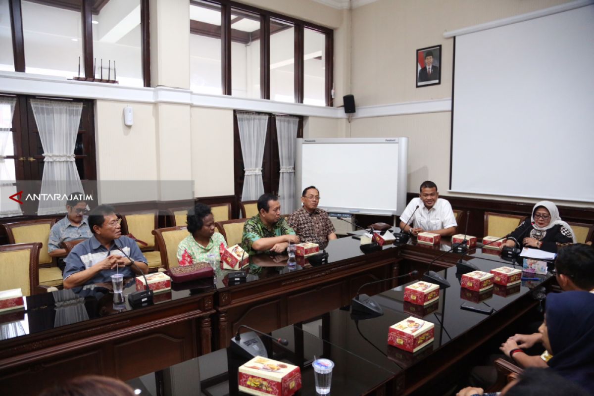 DPRD Jakarta Studi Banding Tata Kelola Kota di Surabaya