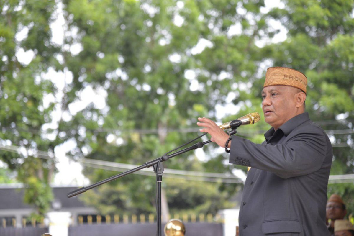 Gubernur Bantu Selesaikan Dualisme Dewan Adat Gorontalo