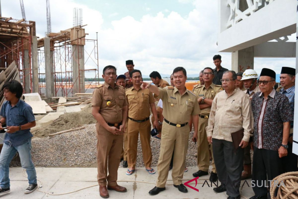 Gubernur tinjau penyelesaian akhir pembangunan  Masjid Al-Alam