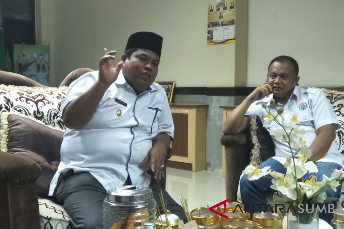 Pemerintah nagari di Padang Pariaman diminta sediakan operator website