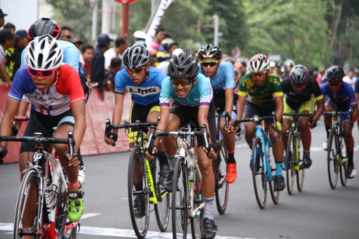 Geraint Thomas Juara Tour de France