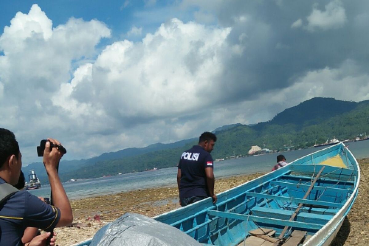 Modus pengiriman cinnabar beralih melalui pulau kecil