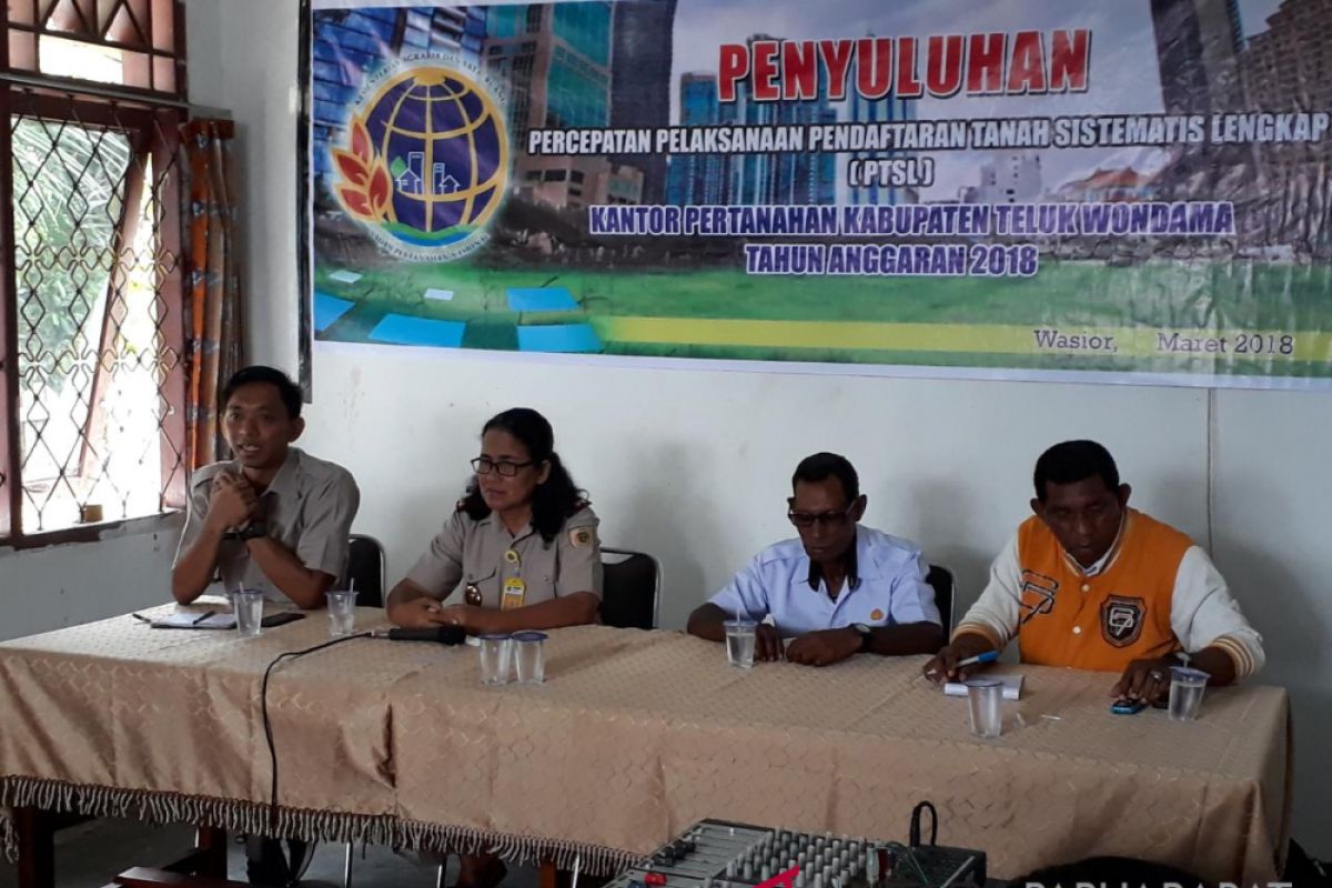 BPN Sertifikasi 1.350 Bidang Tanah di Wondama