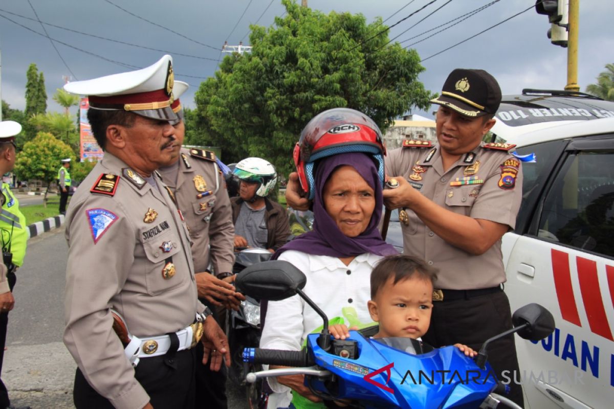 Polisi keluarkan 176 surat tilang selama operasi keselamatan di Agam