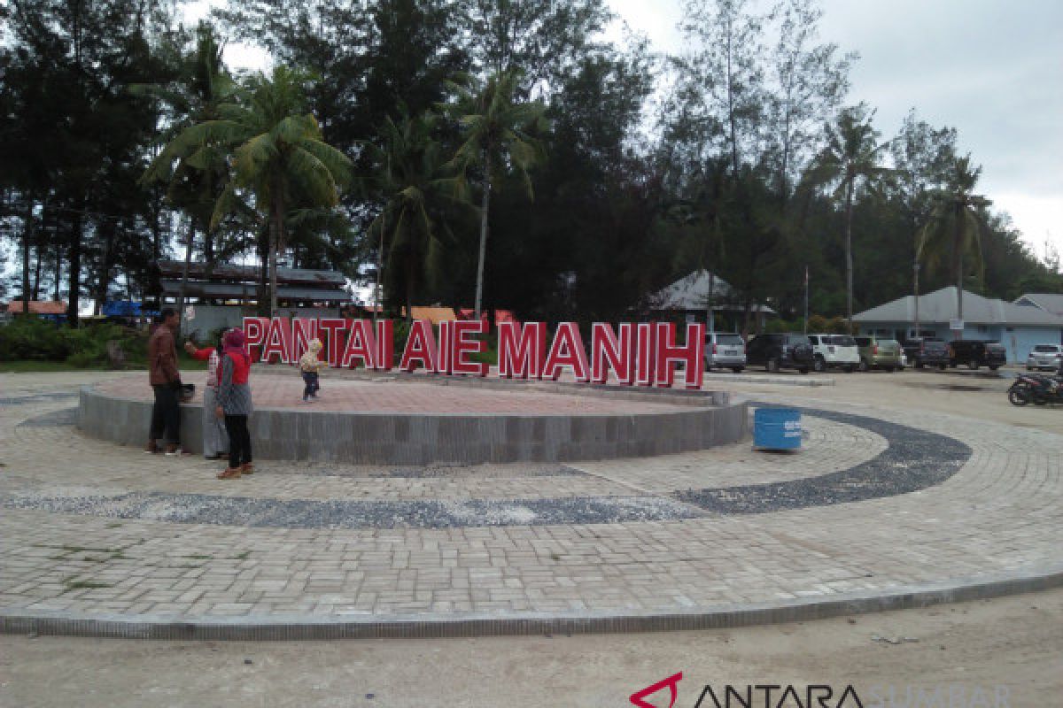 Tahun ini, pemkot Padang bidik 3,6 juta wisatawan