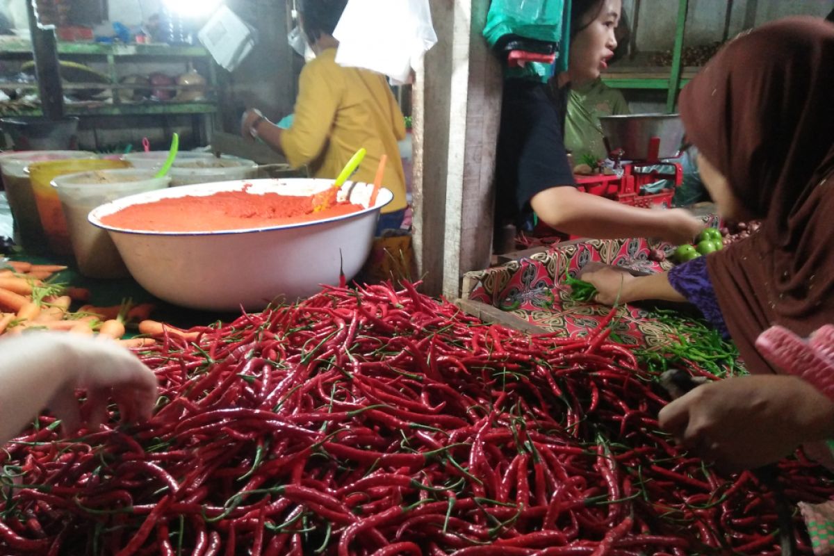 Harga cabai merah di pasar Padang Rp39.000 per kilogram