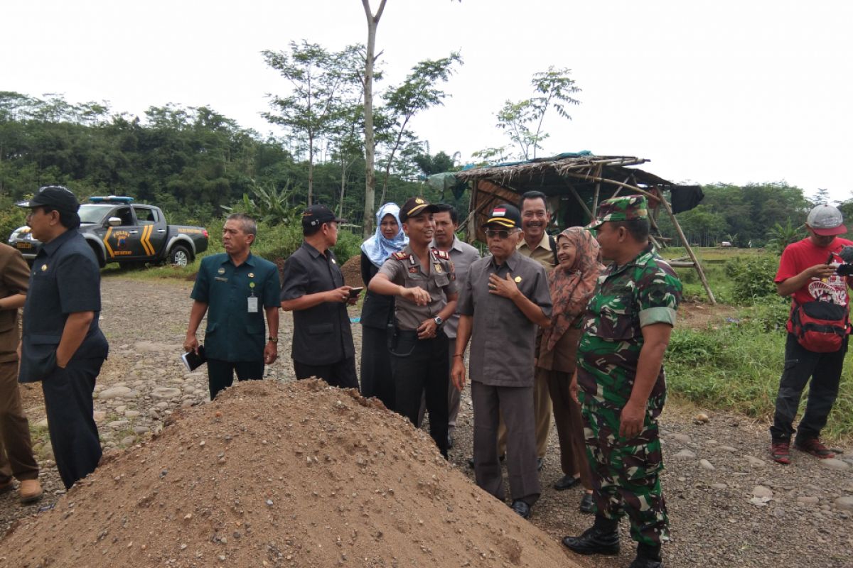 Merusak lahan pertanian, DPRD Batang hentikan aktivitas galian C