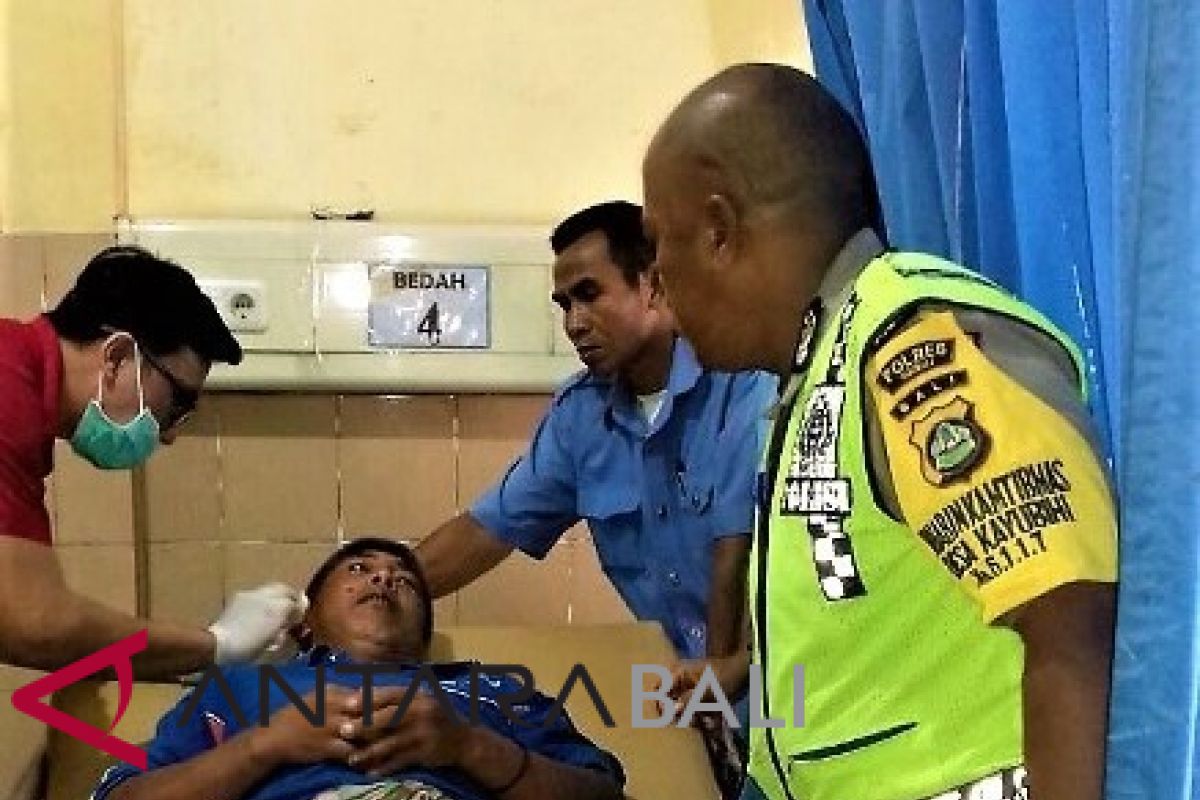 Longsor, empat orang terluka di Bangli