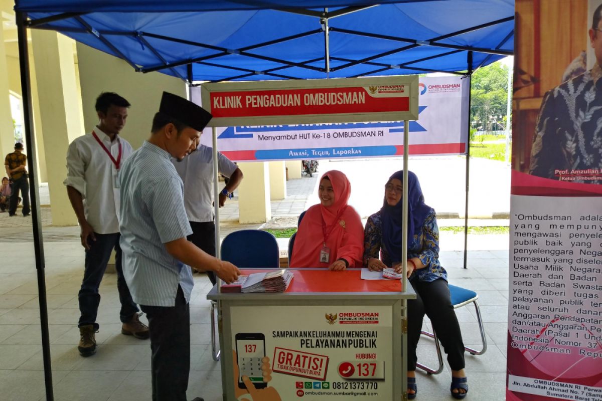 Ombudsman Opened Public Service Clinic at W Sumatra Grand Mosque