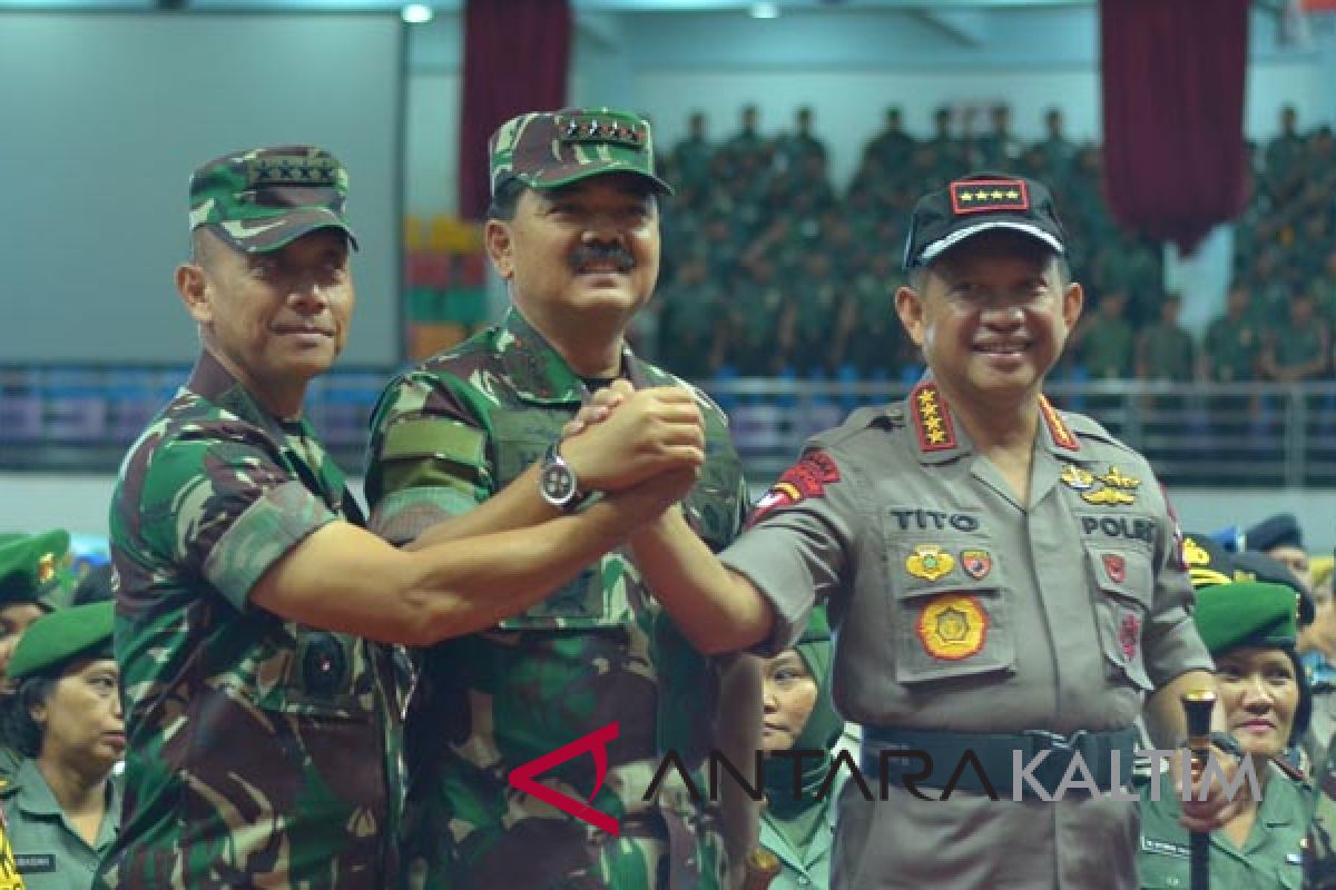 Military, police chiefs reaffirm TNI, police neutrality