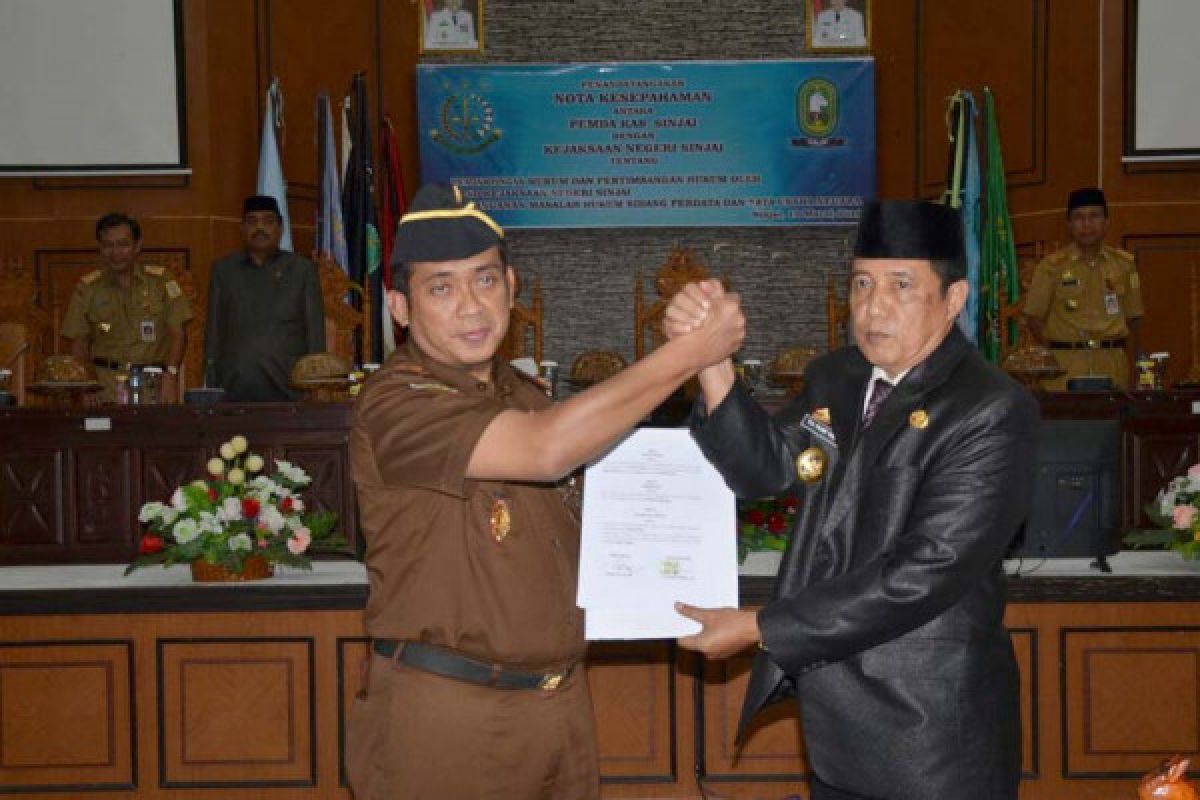 Pemkab dan Kejari Sinjai tandatangani MoU