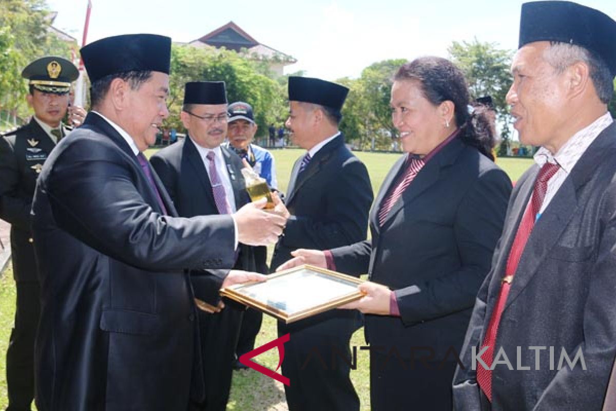 Memasuki usia 16 tahun, Penajam raih sejumlah penghargaan nasional