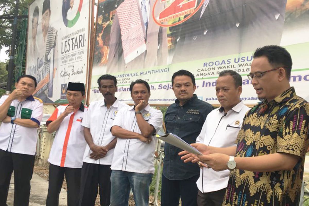 KPU Palangka Raya distribusikan APK kepada paslon peserta pilkada