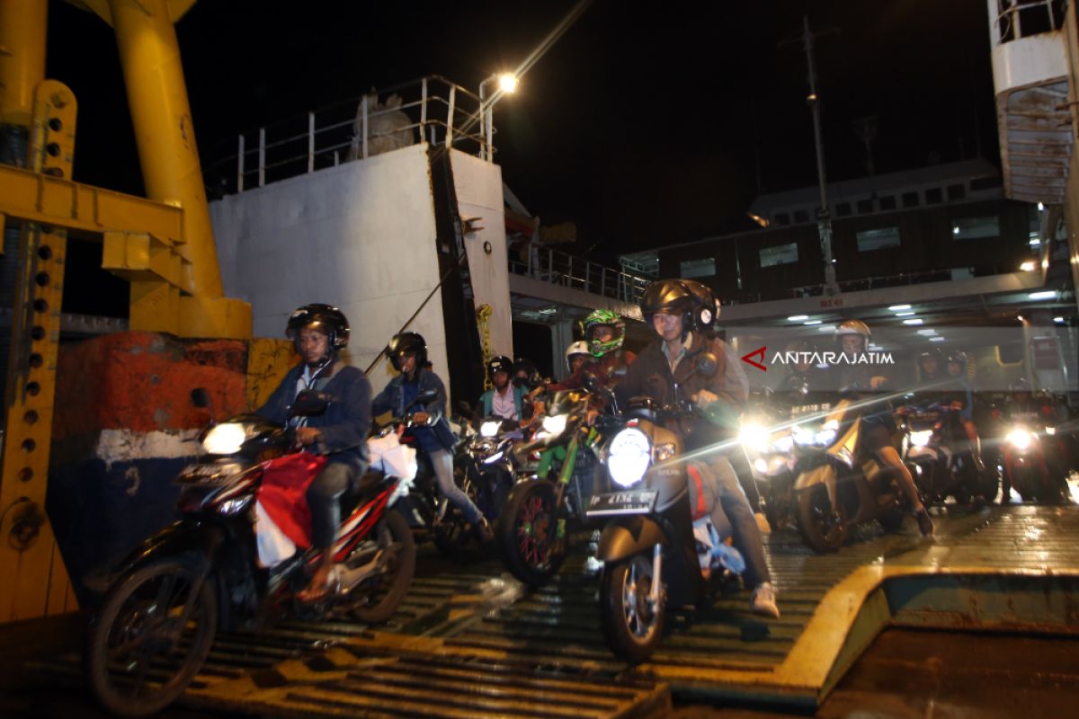 Pemudik dari Pulau Bali Menuju Pelabuhan Ketapang Mulai Meningkat