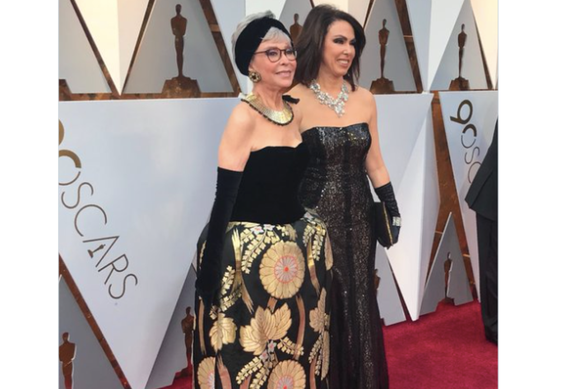 Rita Moreno pakai gaun Oscar 1962 di Academy Awards 2018