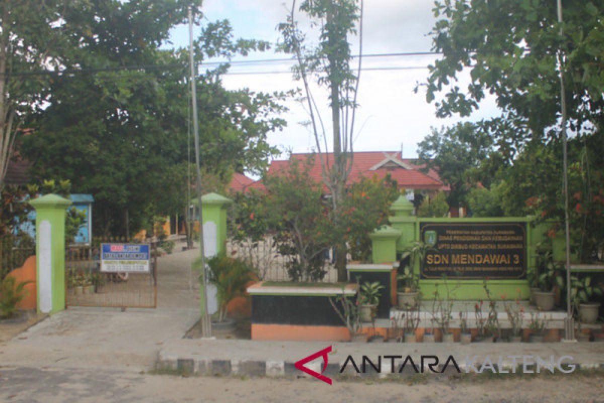 Bupati minta sekolah sukseskan program Adiwiyata