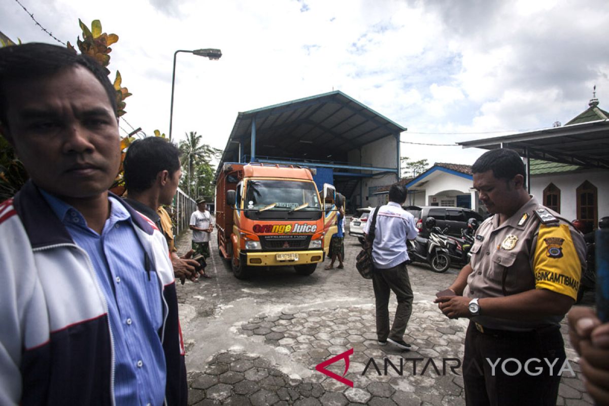 Ribuan air minum kemasan disita BBPOM Yogyakarta