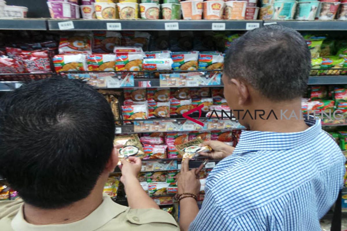 Dinkes Kotim terus pantau produk ikan kaleng bercacing