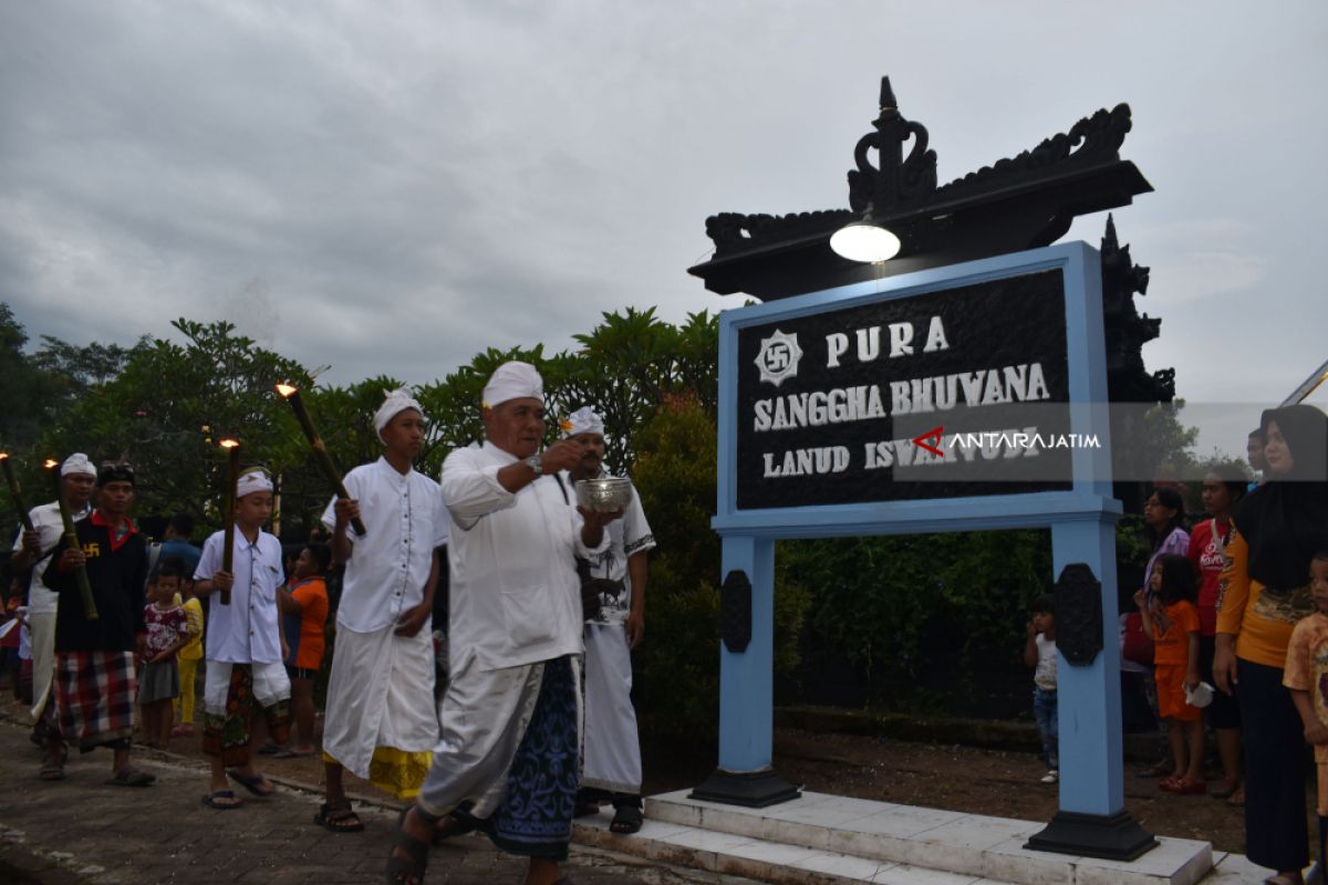 Pinandita Magetan Ajak Umat Tingkatkan Sradha Bhakti