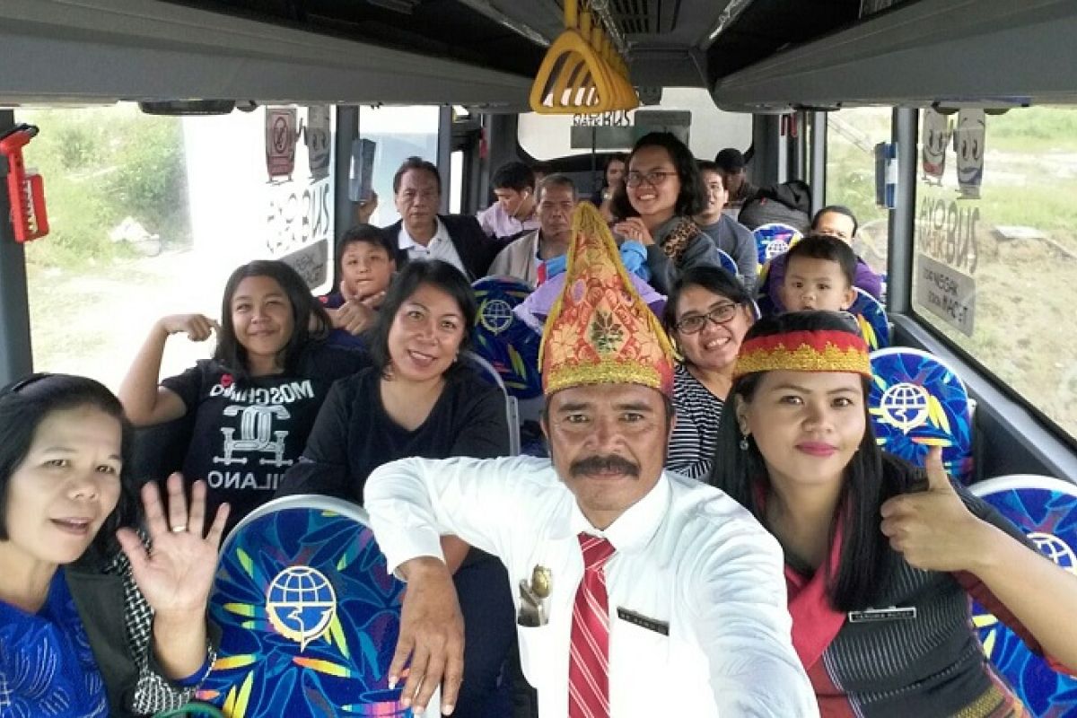 Bus Silangit-Samosir  perpanjang jadwal gratis