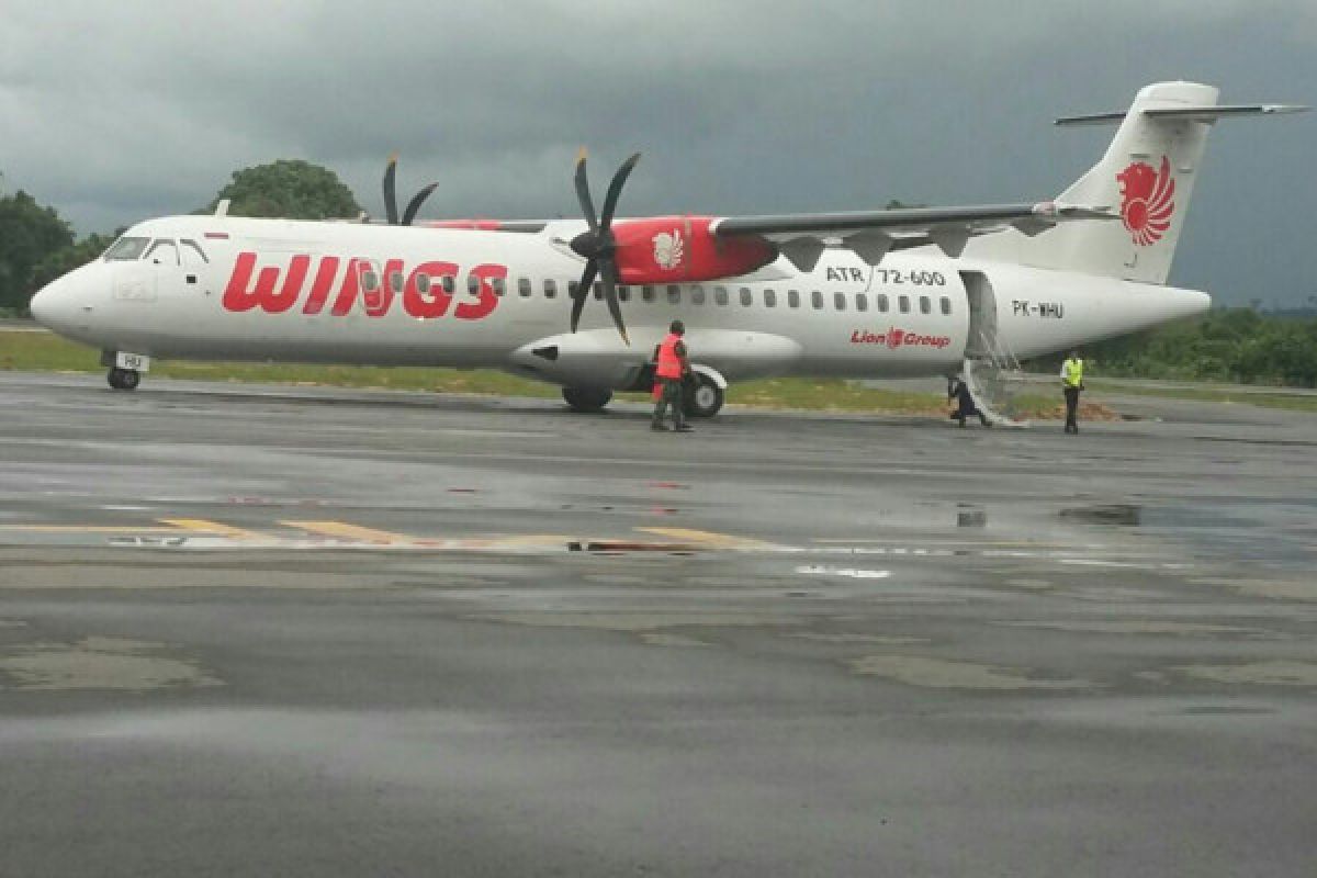 Buka jalur penerbangan komersil, Wings Air terbang perdana di bandara Mukomuko Bengkulu